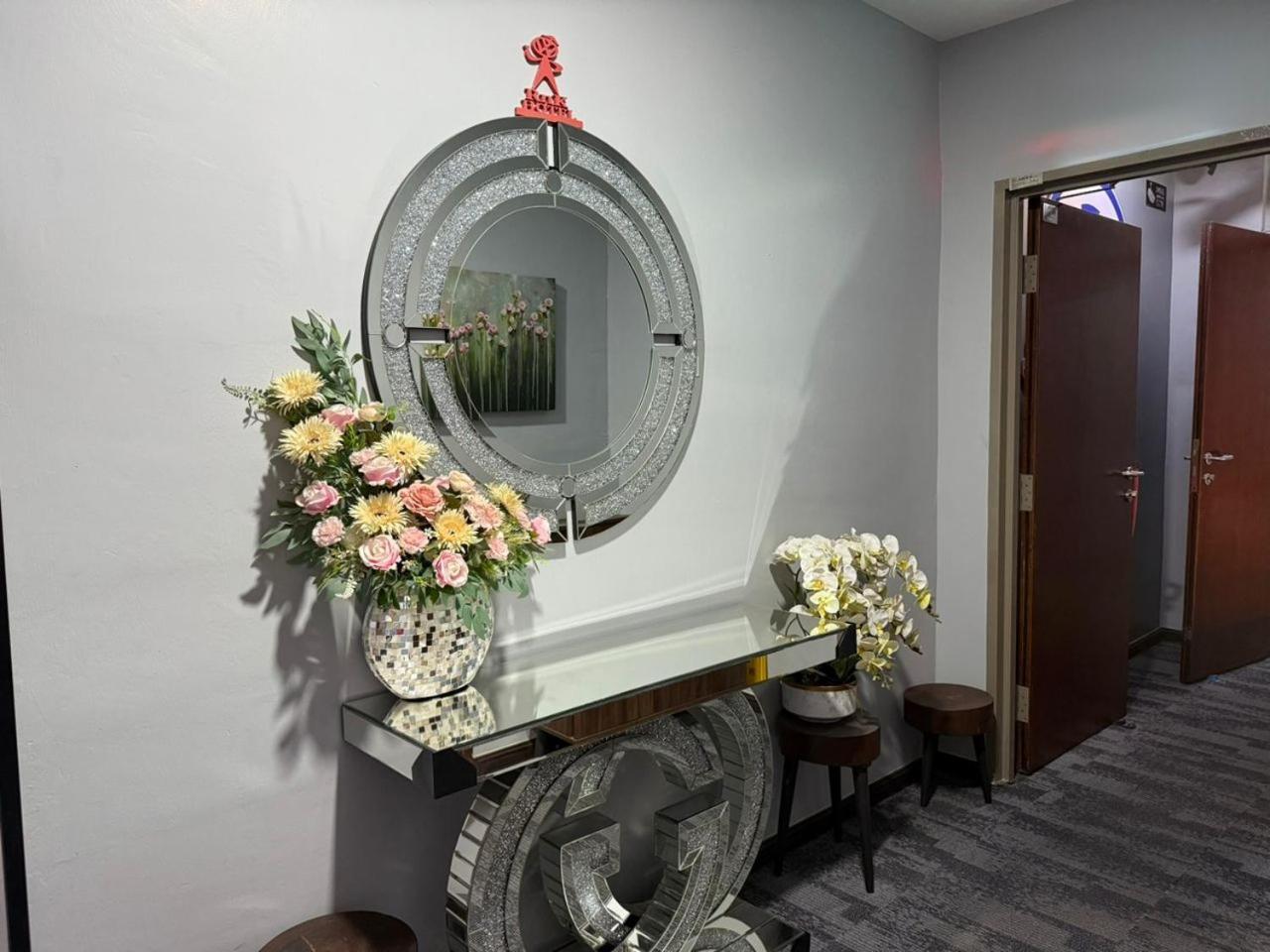 Rnk Boutique Hotel 지트라 외부 사진
